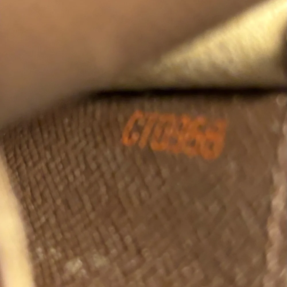 Louis Vuitton Damier Ébène Mini Pouch – Vintage!